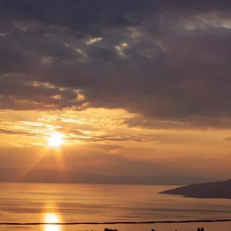 Sunset Bura * Veliko Brdo (Makarska)